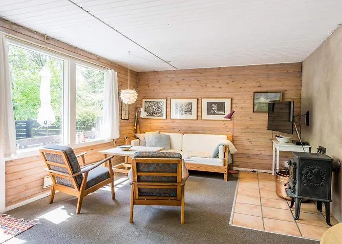 5 Person In Nørre Nebel