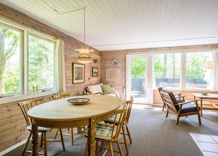 5 Person In Nørre Nebel